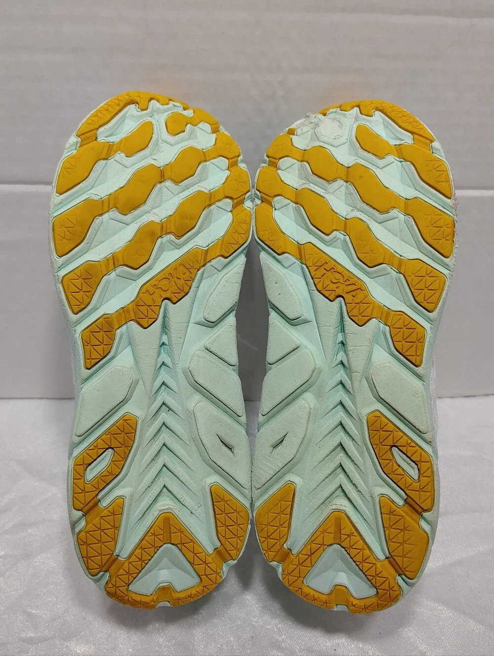 Hoka One One hoka one